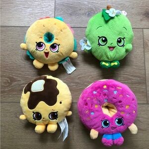 Shopkins Plush Set of 4 by Moose Toys